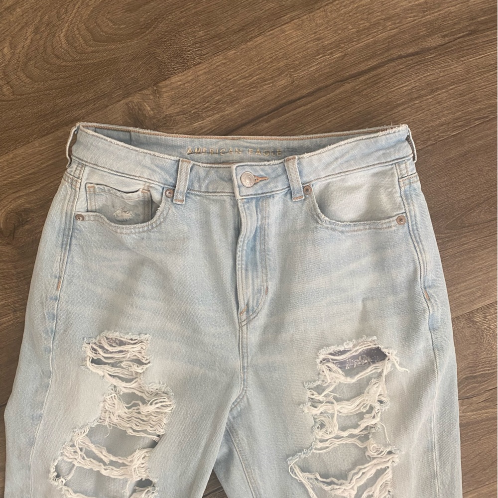 NWOT AMERICAN EAGLE JEANS